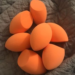Lot of 7 Real Techniques sponges